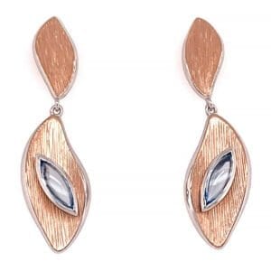 ear01747