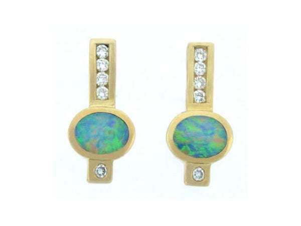 EAR01073